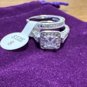 Elegant Silver Women's Ring Set